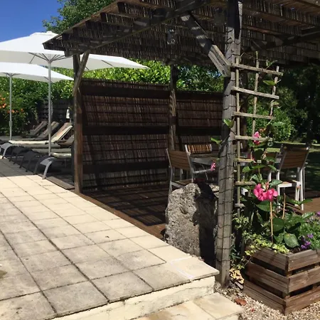 Hébergement de vacances Lou Bessou